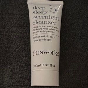 This Works Deep Sleep Overnight Cleanser - White